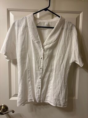 Classic Irish Linen White Button-Front Women's Top